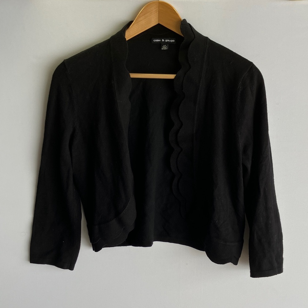 Cable & Gauge Black Scalloped Knit Cardigan